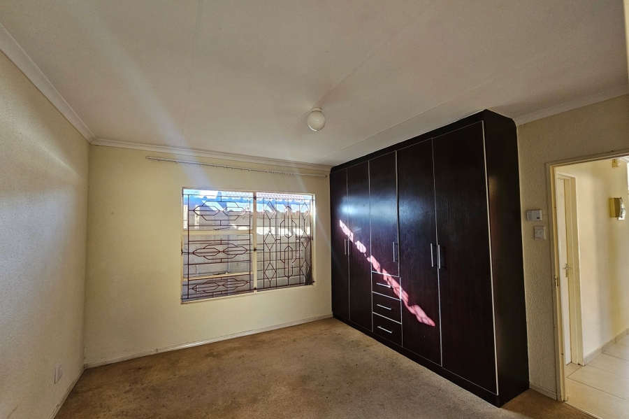 To Let 3 Bedroom Property for Rent in Tlhabane West North West